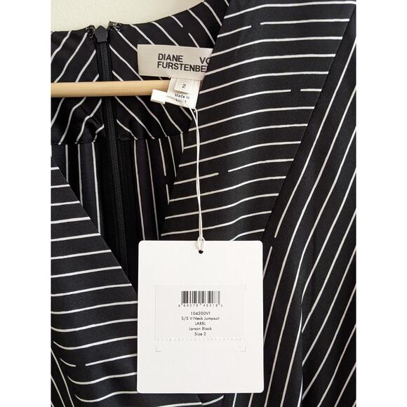 NWT Diane Von Furstenberg Sz 2 Short Sleeve V-Neck Silk Jumpsuit Larson Black - Picture 4 of 10